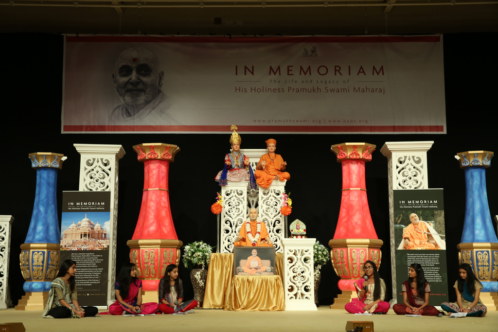 Tribute Assembly in Honour of HH Pramukh Swami Maharaj, Mahila Mandal, London, UK