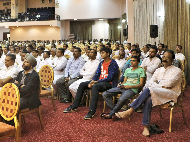 Tribute Assembly in Honor of HH Pramukh Swami Maharaj, Kampala
