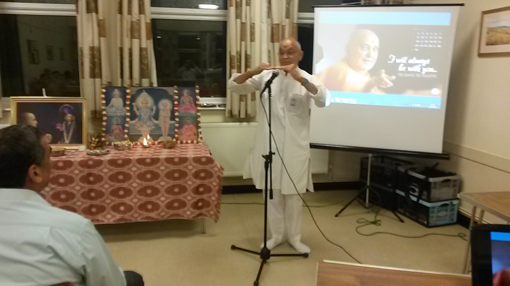 Tribute Assembly in Honour of HH Pramukh Swami Maharaj, Chiltern, UK