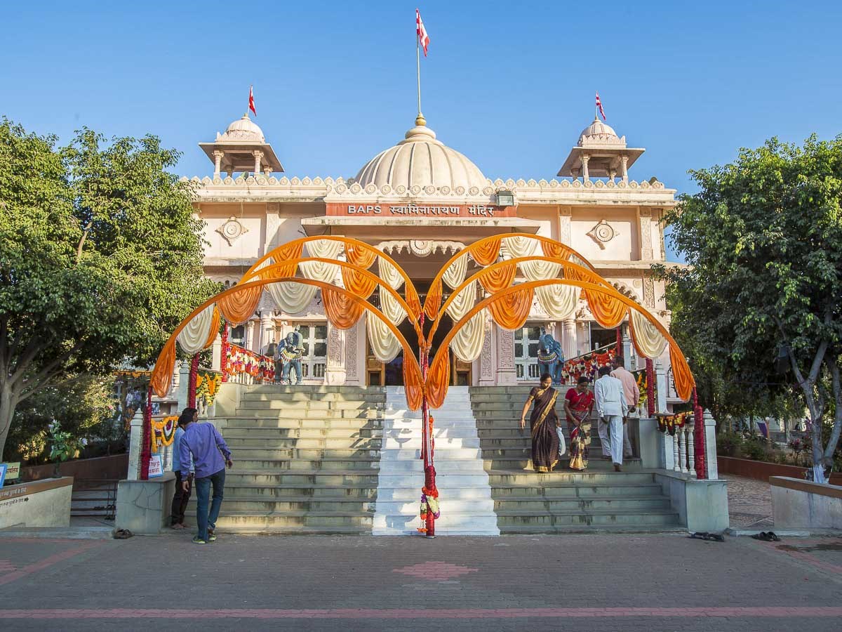 BAPS Shri Swaminarayan Mandir, Dhule, 27 Dec 2016