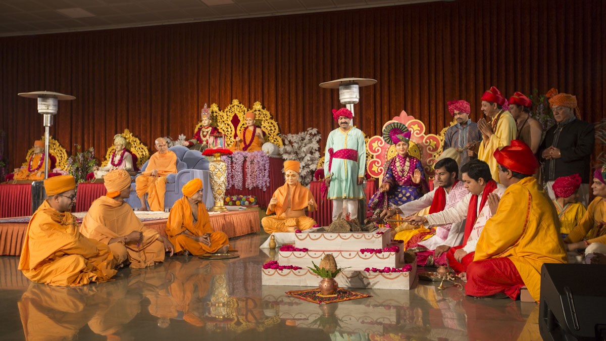 A skit presentation by devotees in the satsang assembly, 12 Jan 2017