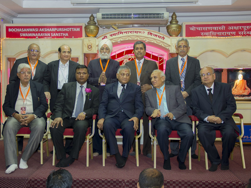 General V.K.Singh Visits BAPS Mandir, Bahrain