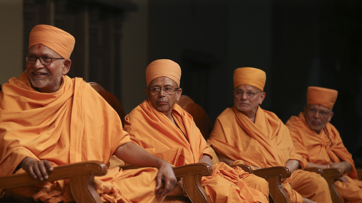 Pujya Bhaktipriya Swami (Kothari Swami), Pujya Tyagvallabh Swami, Pujya Ishwarcharan Swami and Ghanshyamcharan Swami during the diksha ceremony, 23 Jan 2017