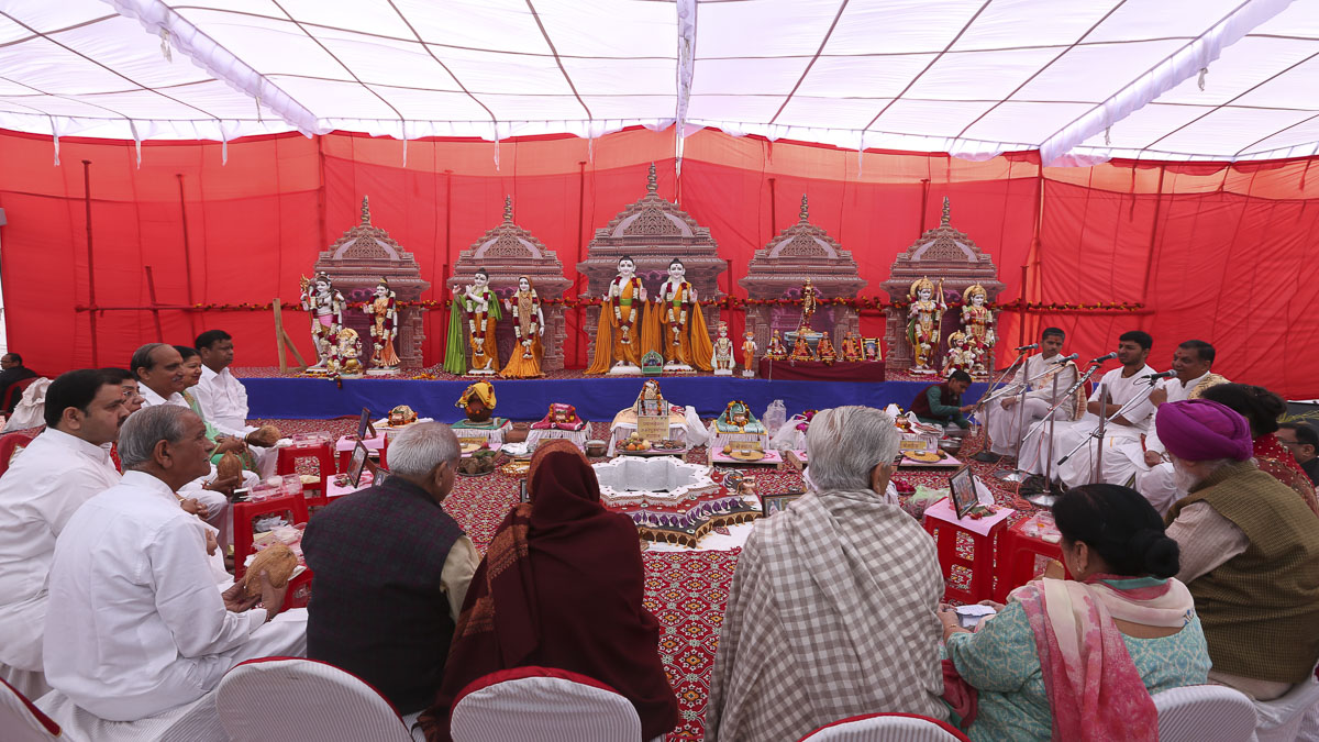 Shri Swaminarayan Vishwa Shanti Mahayaag