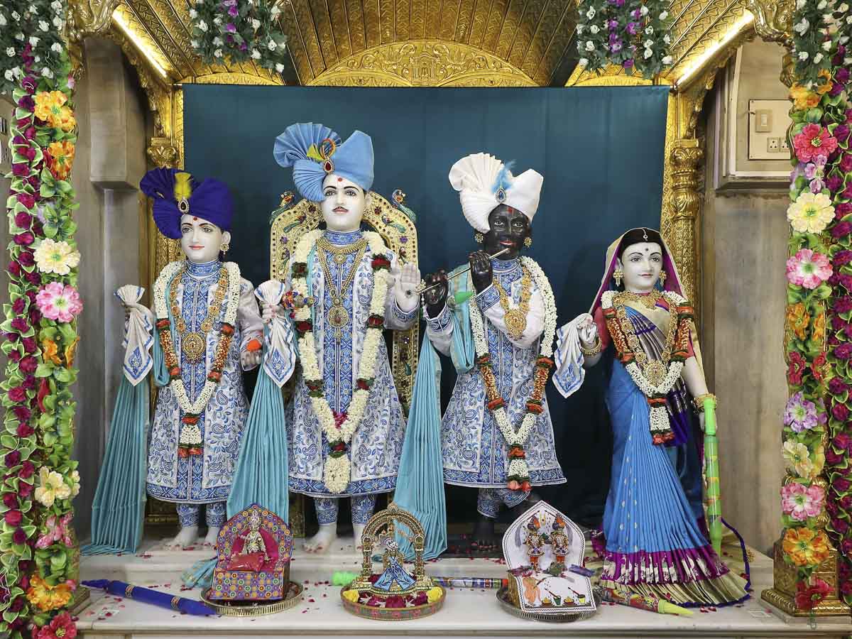 Shri Varninath Dev and Shri Gopinath Dev