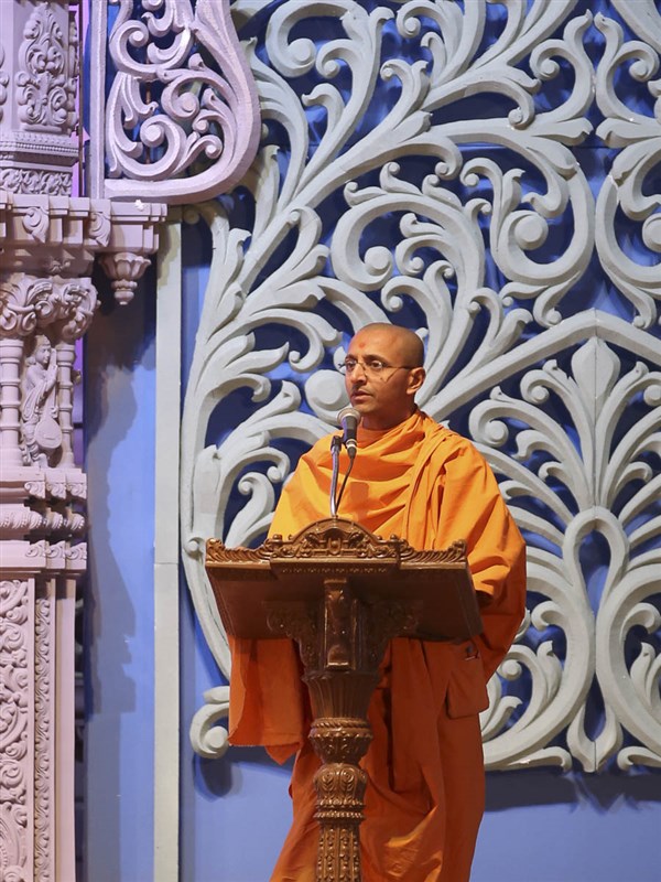 Vivekmuni Swami addresses the volunteers assembly, 11 March 2017
