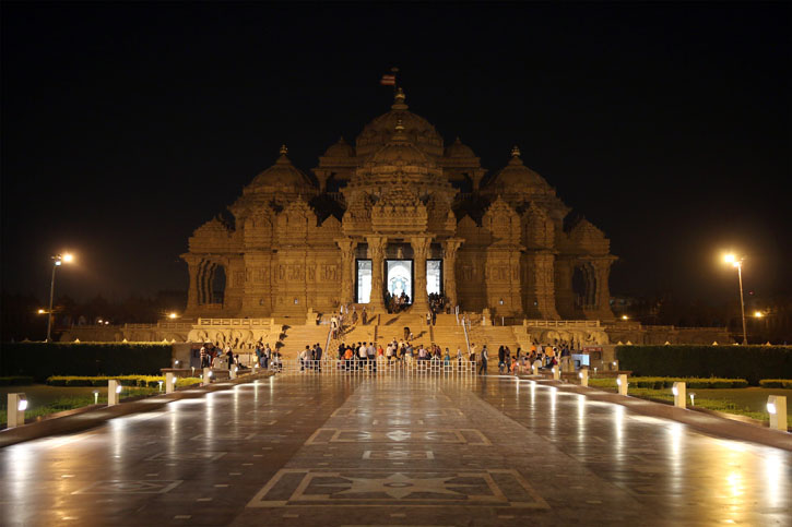 Earth Hour Celebrated at Swaminarayan Akshardham 