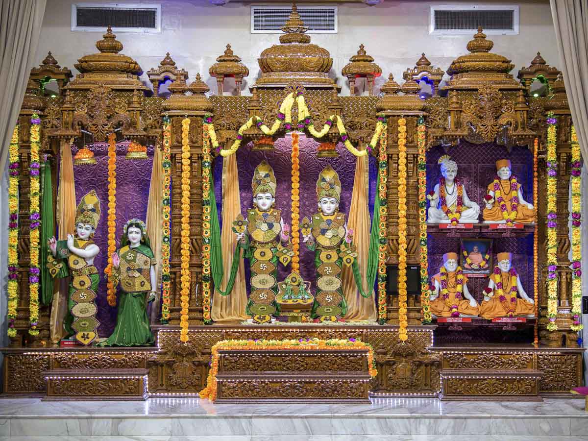 Thakorji at BAPS Shri Swaminarayan Mandir, Dar-es-Salaam, 31 Mar 2017