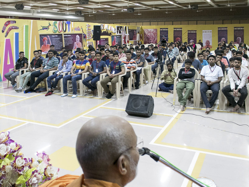 Kishores during Brahmavidyani College shibir