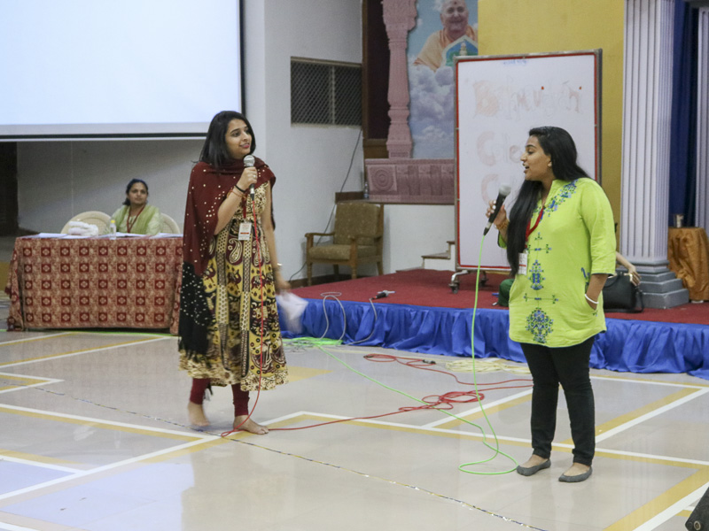 Kishoris during Brahmavidyani College shibir