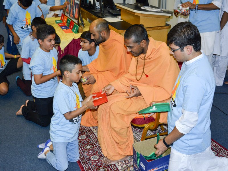 Children participate in bal-balika shibir