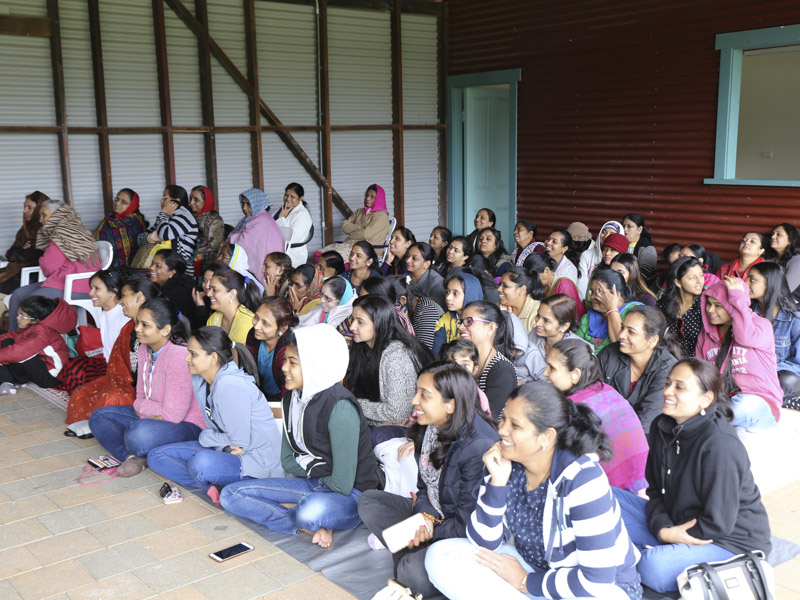 Devotees during the assembly