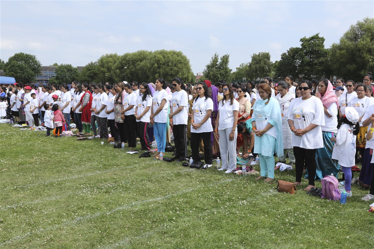 The hundreds of participants observed a minute's silence in tribute to the victims of the tragic Grenfell Tower fire in London