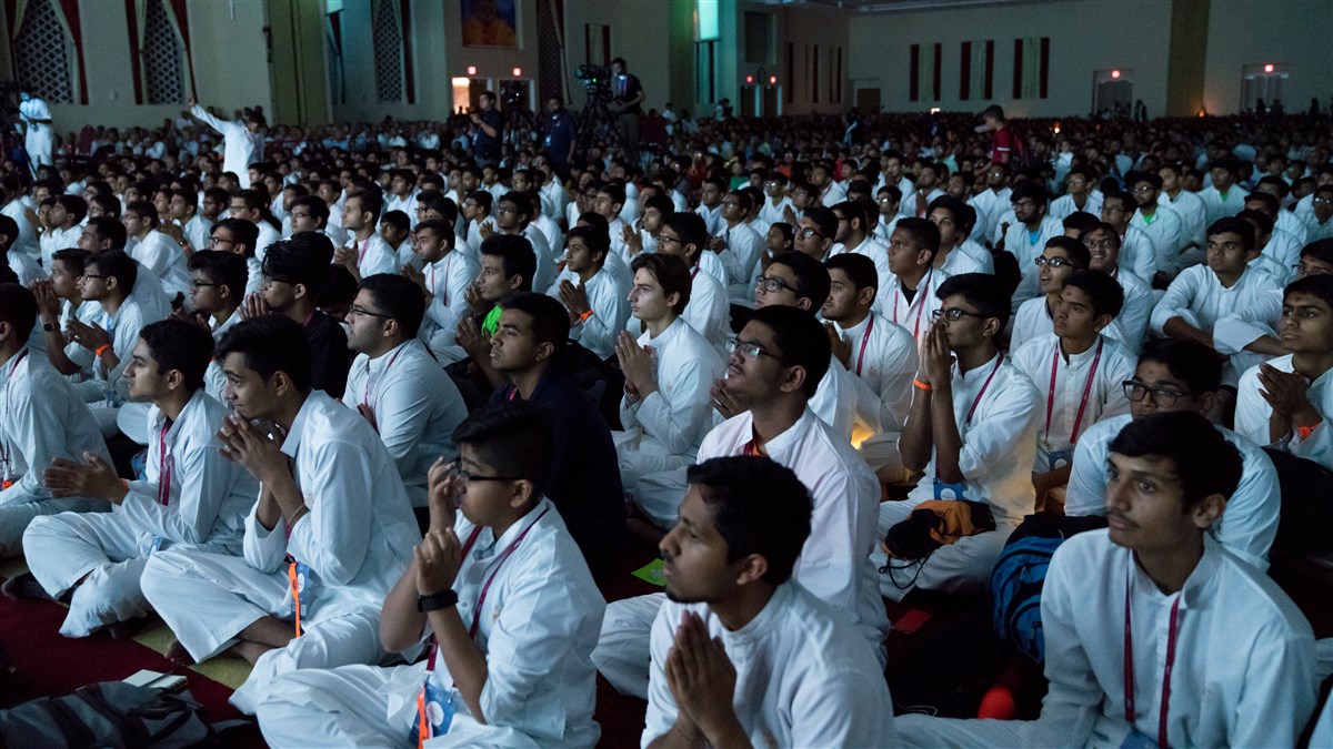 Youths engaged in the evening arti