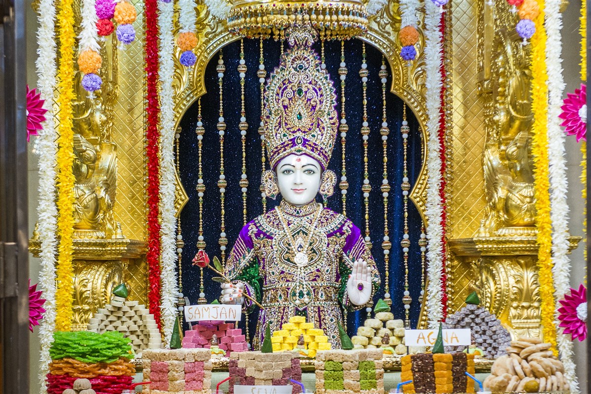 Murti Darshan