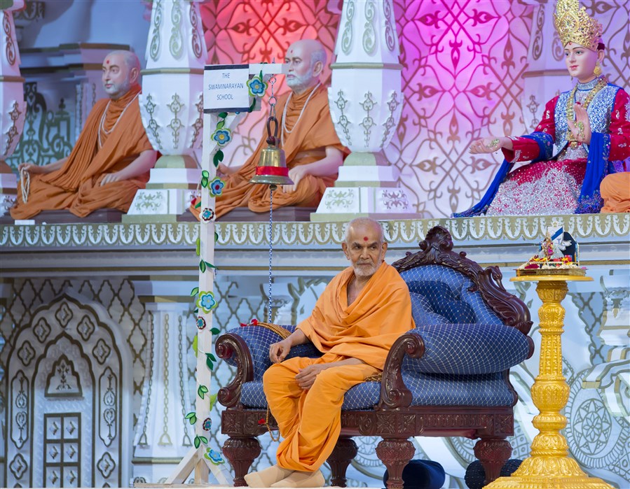 Pupils of all ages present an inspiring programme before Swamishri as part of 'The Swaminarayan School Day'
