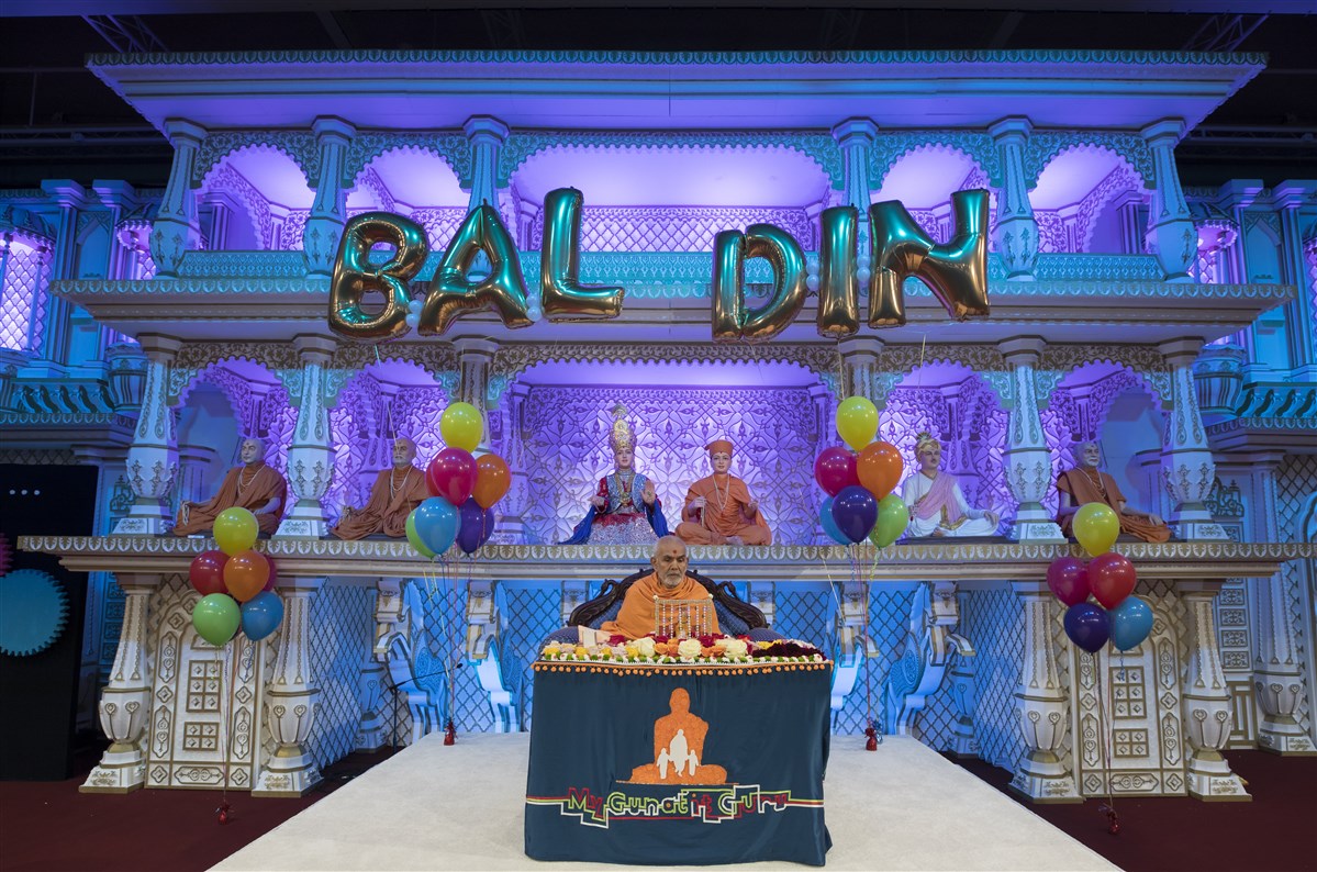 Today is being celebrated as Bal-Balika Din