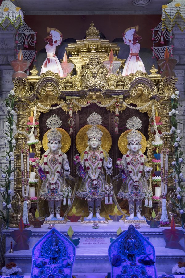 Murti Darshan