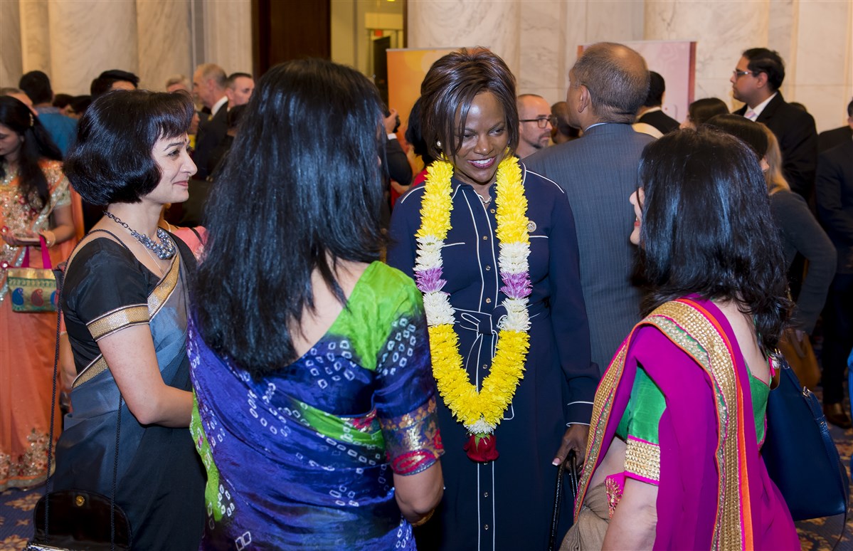 BAPS members interacting with their members of Congress