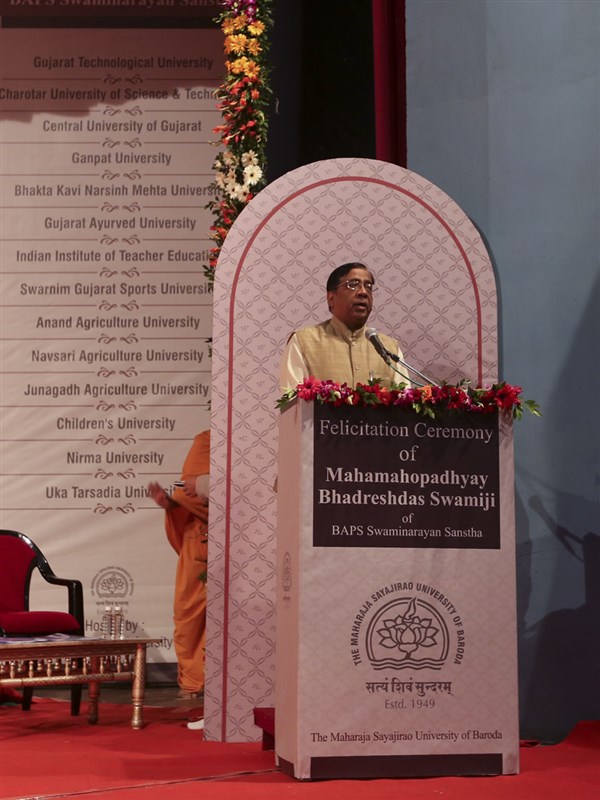 Vice Chancellor of The Maharaja Sayajirao University of Baroda, Dr. Parimal Vyas,  delivers a speech