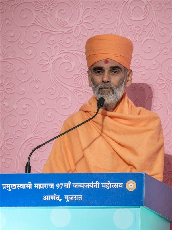 Anandswarup Swami shares his experiences with Brahmaswarup Pramukh Swami Maharaj