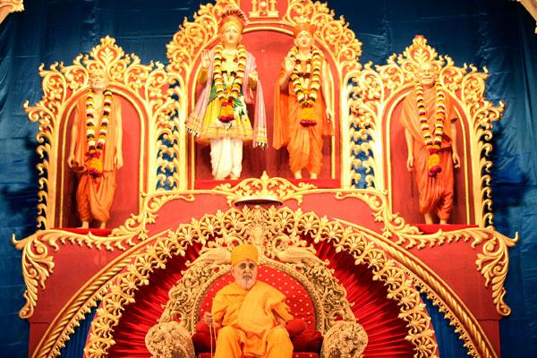 Pramukh Swami Maharaj's Birthday Celebration, Bochasan - 