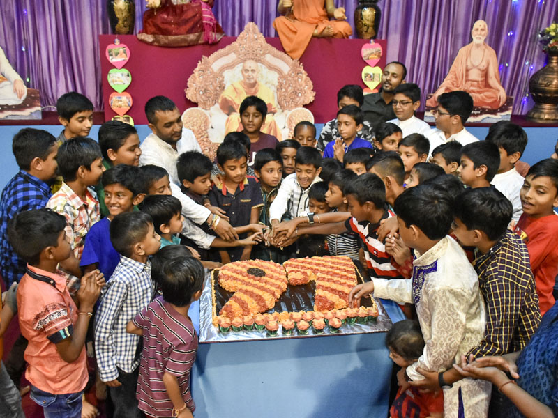 97th Birthday Celebration of Brahmaswarup Pramukh Swami Maharaj, Kisumu