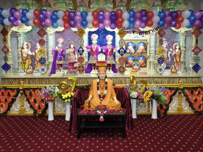 97th Birthday Celebration of Brahmaswarup Pramukh Swami Maharaj, Adelaide