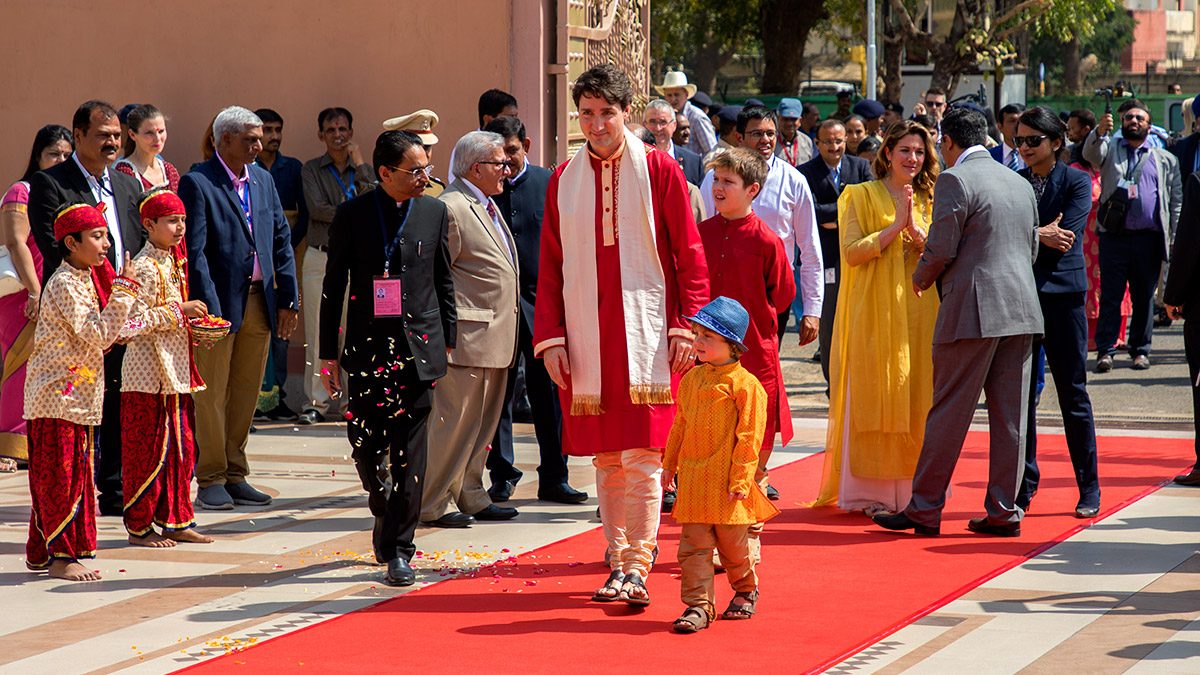 PM of Canada, Rt. Hon. Justin Trudeau, and his family arrive at Swaminarayan Akshardham, Gandhinagar