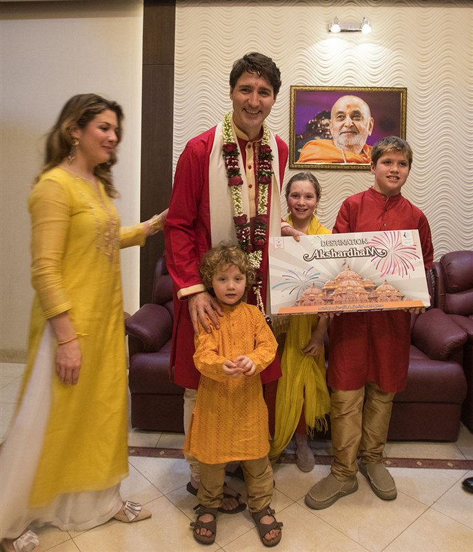 'Destination Akshardham' family board game presented to PM Justin Trudeau and family