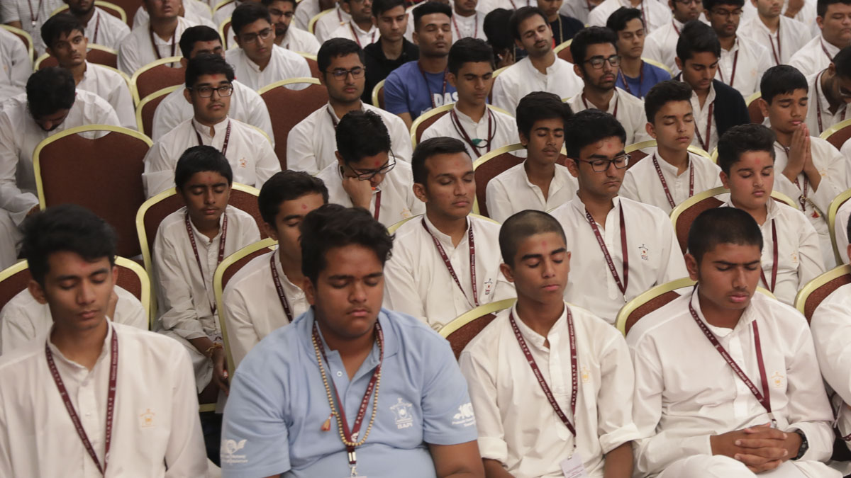 Kishores meditating during the session