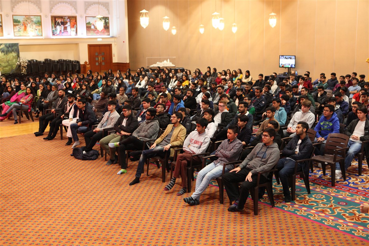 Delegates listen attentively to the presentations