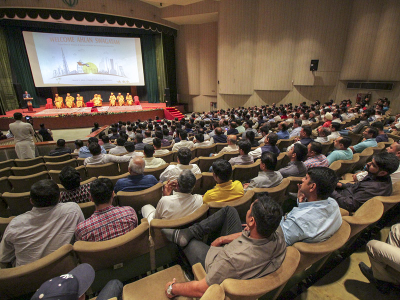 Devotees and well-wishers during the assembly