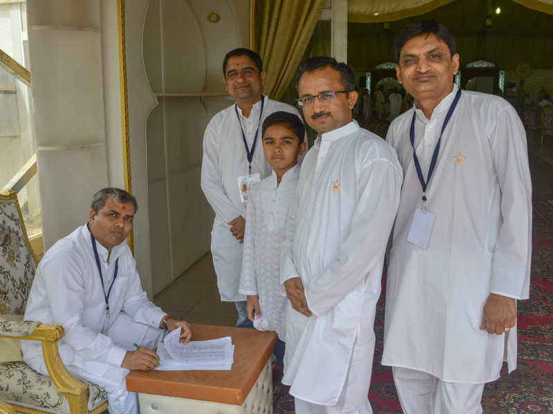 Devotees arrive for the shibir