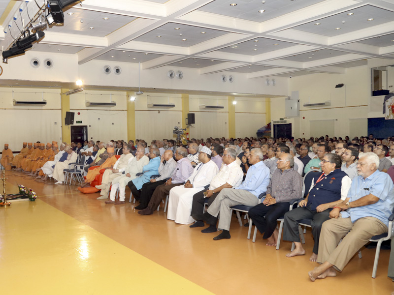 Sadhus, devotees and well-wishers during the assembly