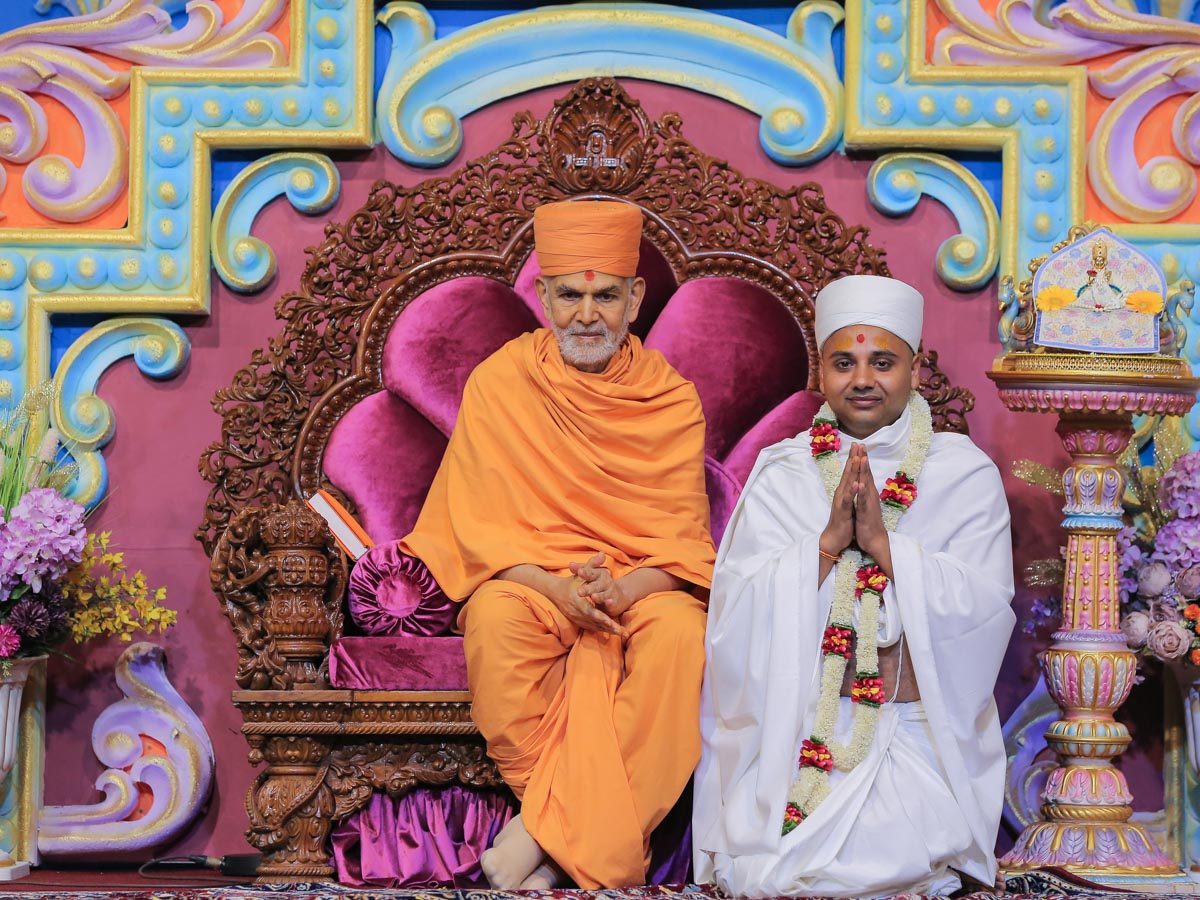 Swamishri blesses newly initiated parshad, Ambrish Bhagat