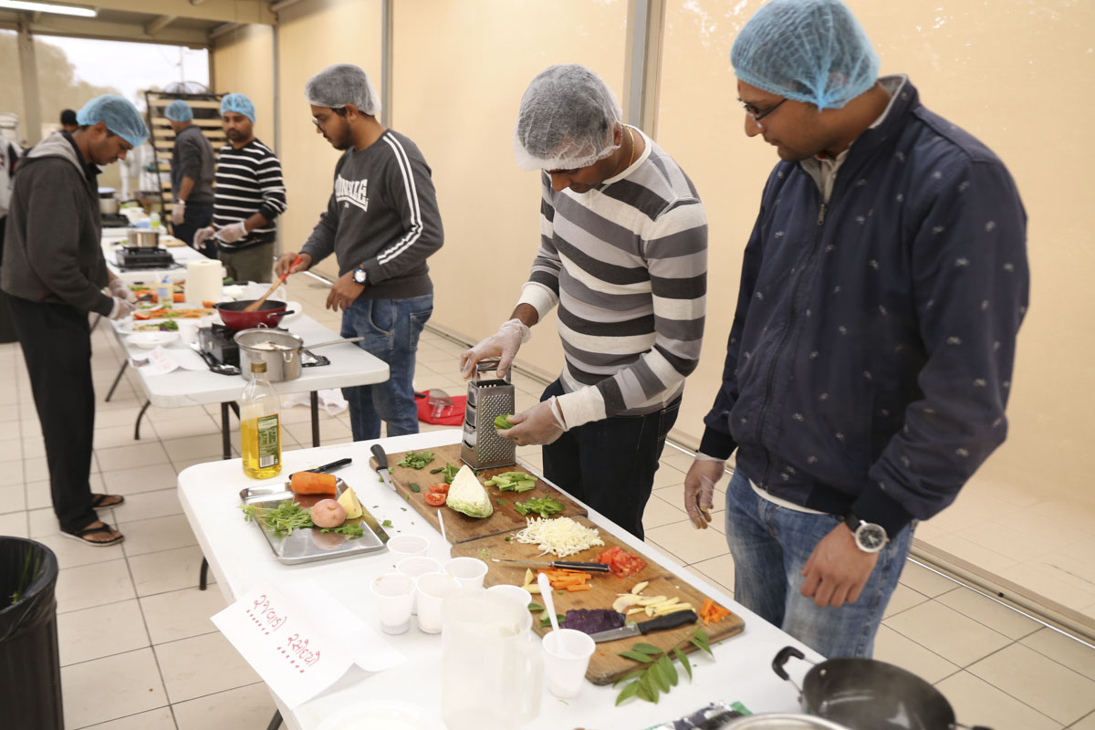BAPS Youths Organize Cooking Competition, Adelaide