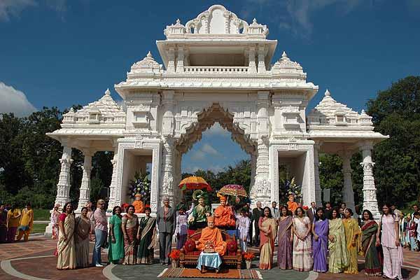 BAPS Swaminarayan Mandir, chicago, IL Celebrates First Anniversary, USA  - 