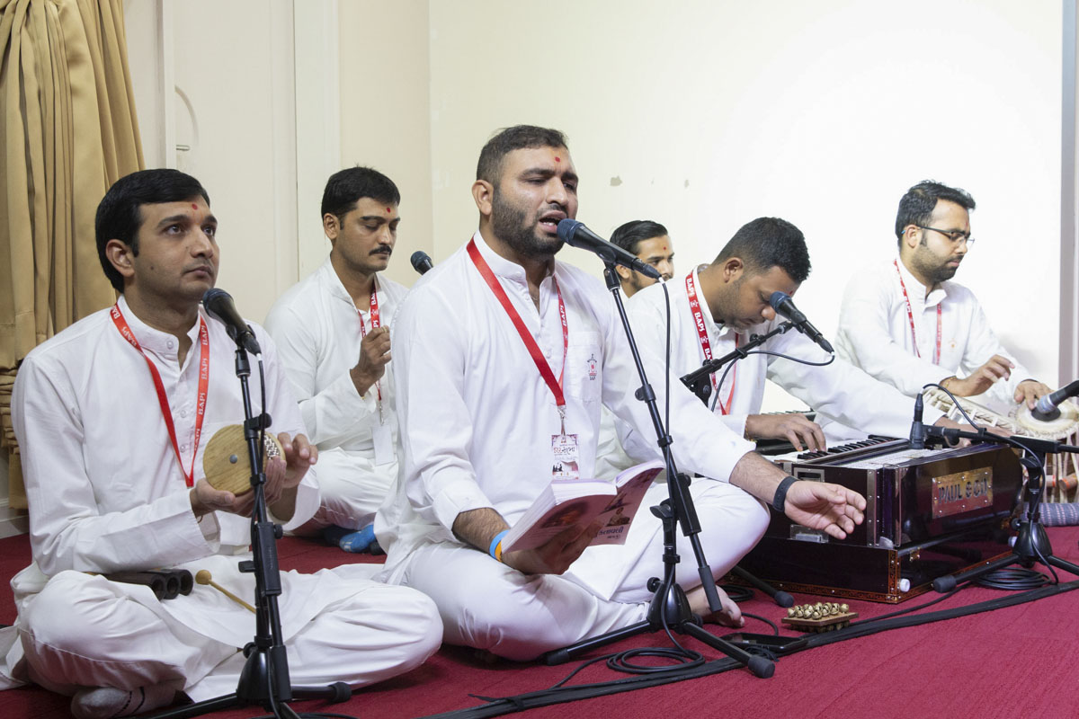 Ghar Sabha Shibir: 'Gruh Shanti no Rajmarg', Sydney