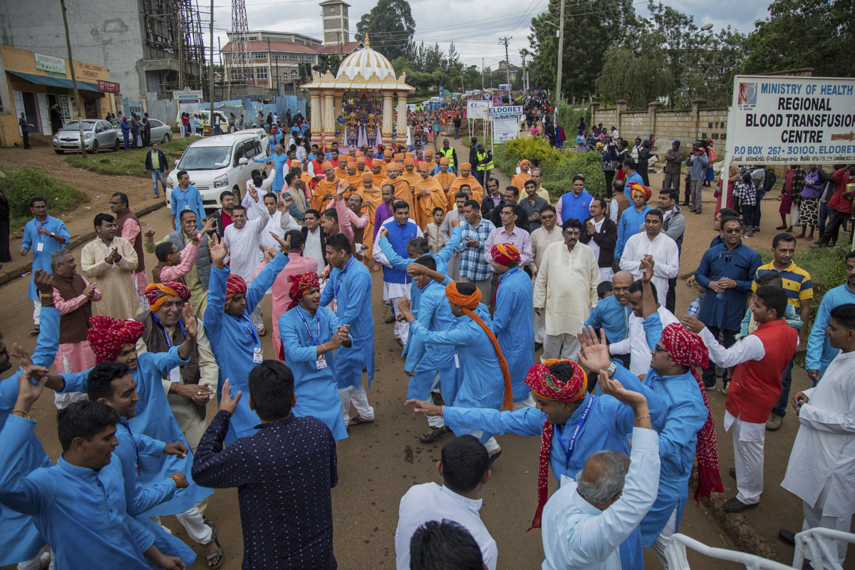 Nagar Yatra