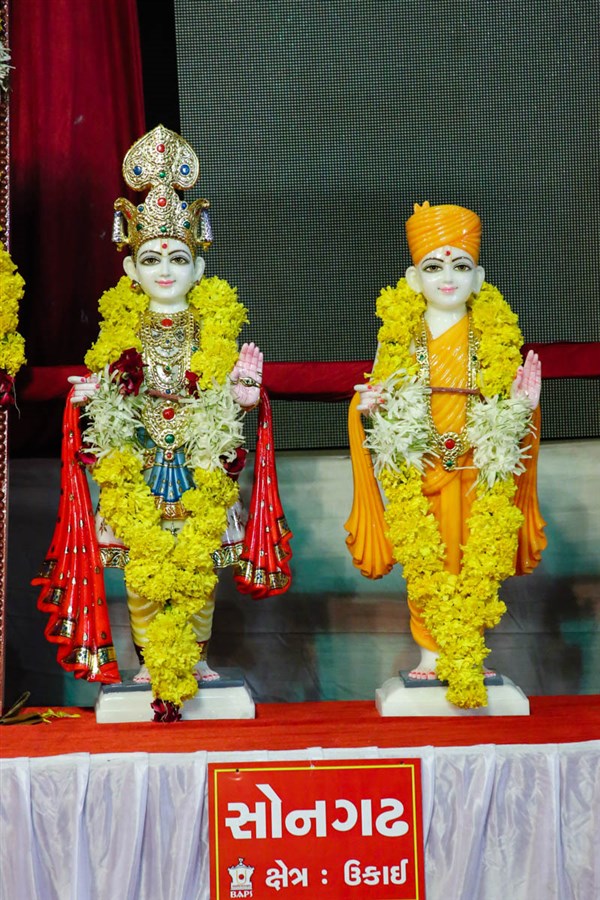 Murtis to be consecrated in BAPS Shri Swaminarayan Mandir, Songadh, India