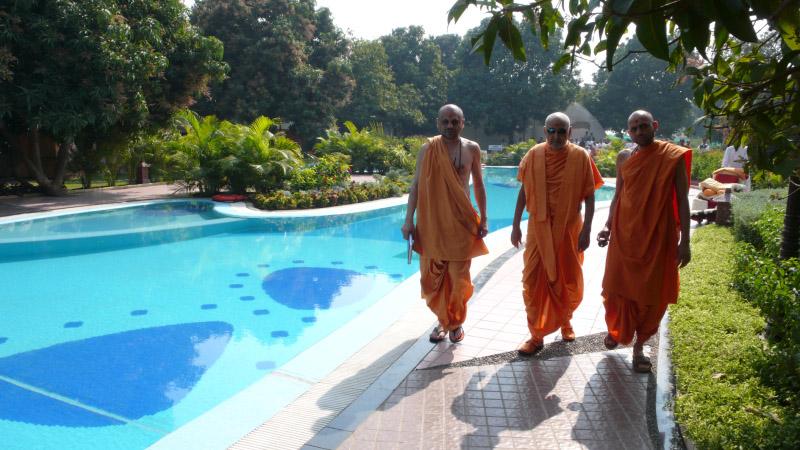 Swamishri on his daily walk