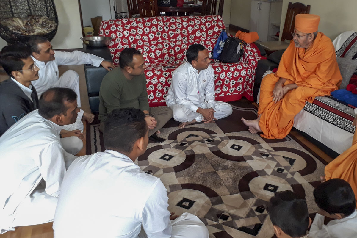 Sadhus converse with devotees and well-wishers during padhramanis