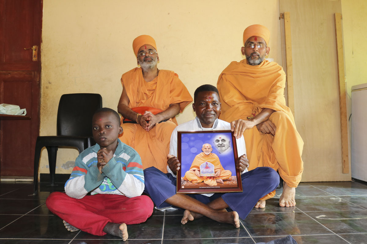 Memento presented to devotees and well-wishers