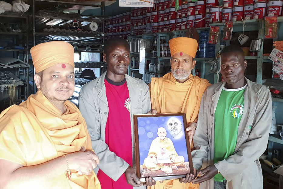 Memento presented to devotees and well-wishers