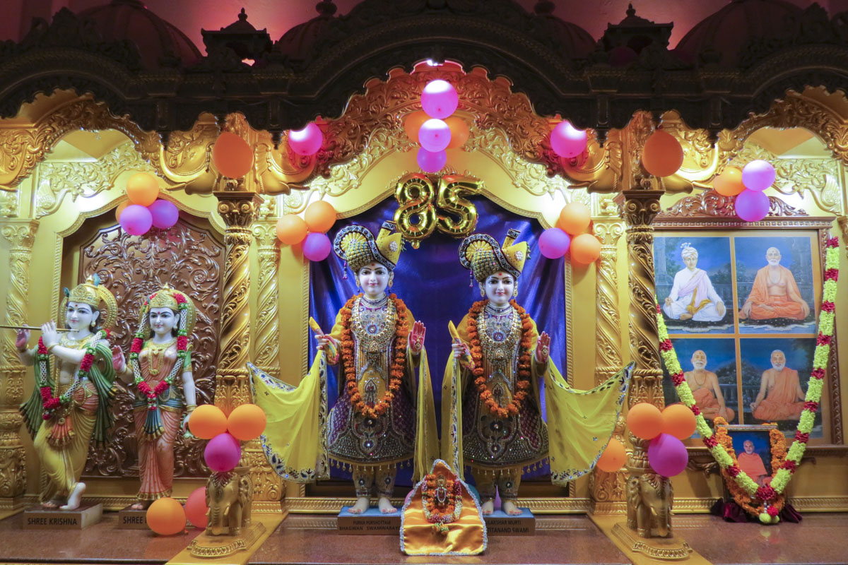 85th Birthday Celebration of Pragat Brahmaswarup Mahant Swami Maharaj, Jinja