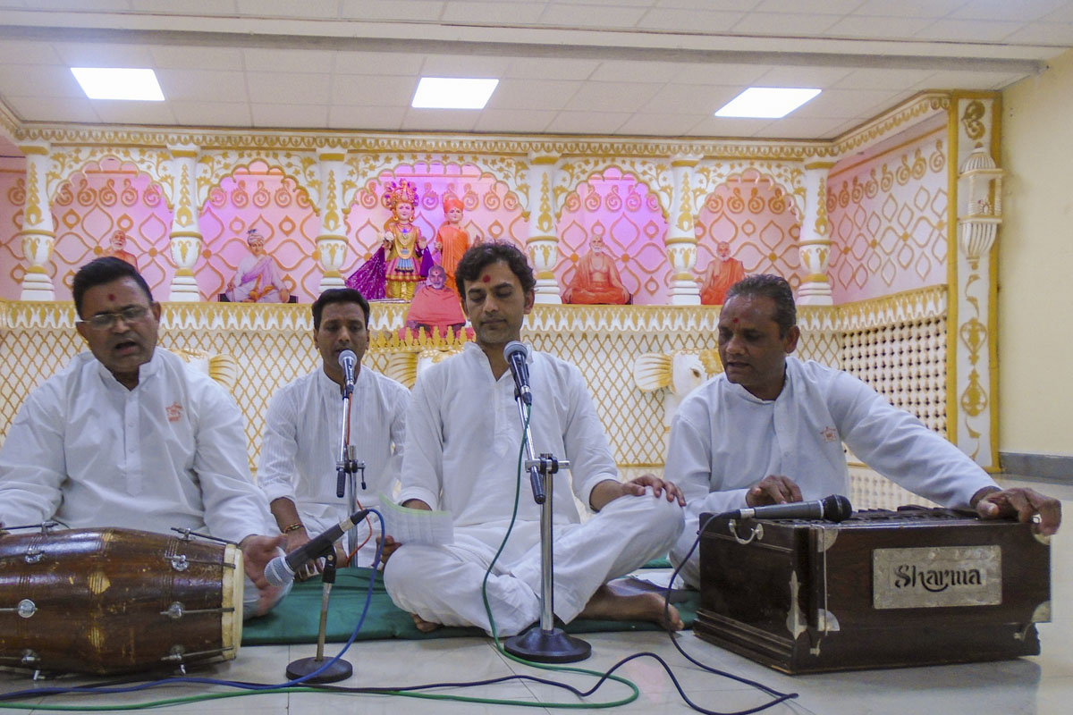 85th Birthday Celebration of Pragat Brahmaswarup Mahant Swami Maharaj, Kakamega