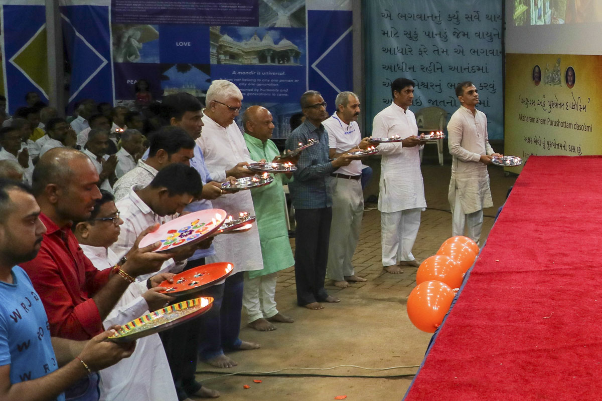 85th Birthday Celebration of Pragat Brahmaswarup Mahant Swami Maharaj, Kampala