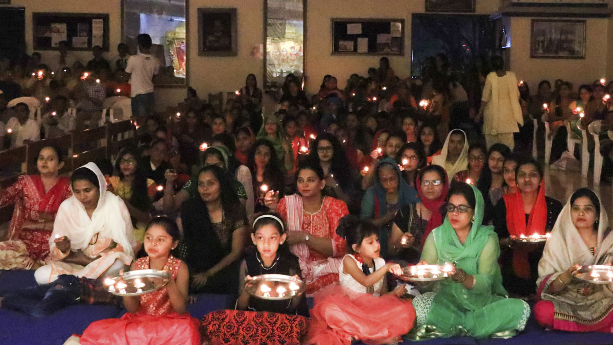 85th Birthday Celebration of Pragat Brahmaswarup Mahant Swami Maharaj, Kampala