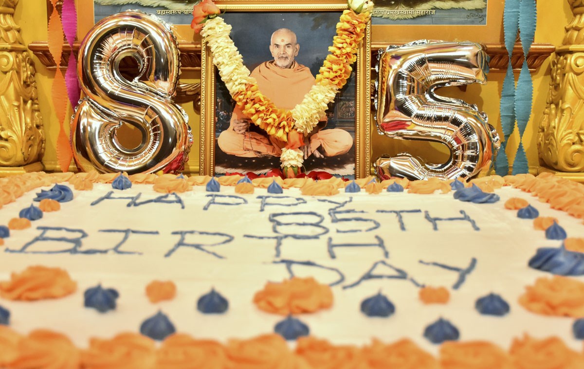 85th Birthday Celebration of Pragat Brahmaswarup Mahant Swami Maharaj, Kisumu